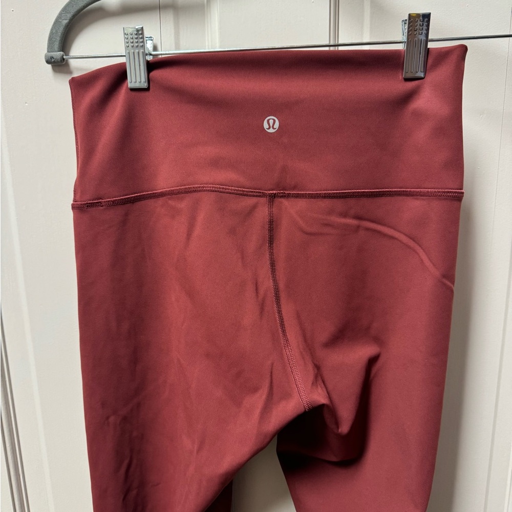 Lululemon leggings size 8 EUC